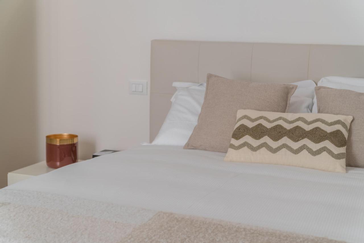 Rialto Deluxe Grand Canal View R&R เวนิส ภายนอก รูปภาพ