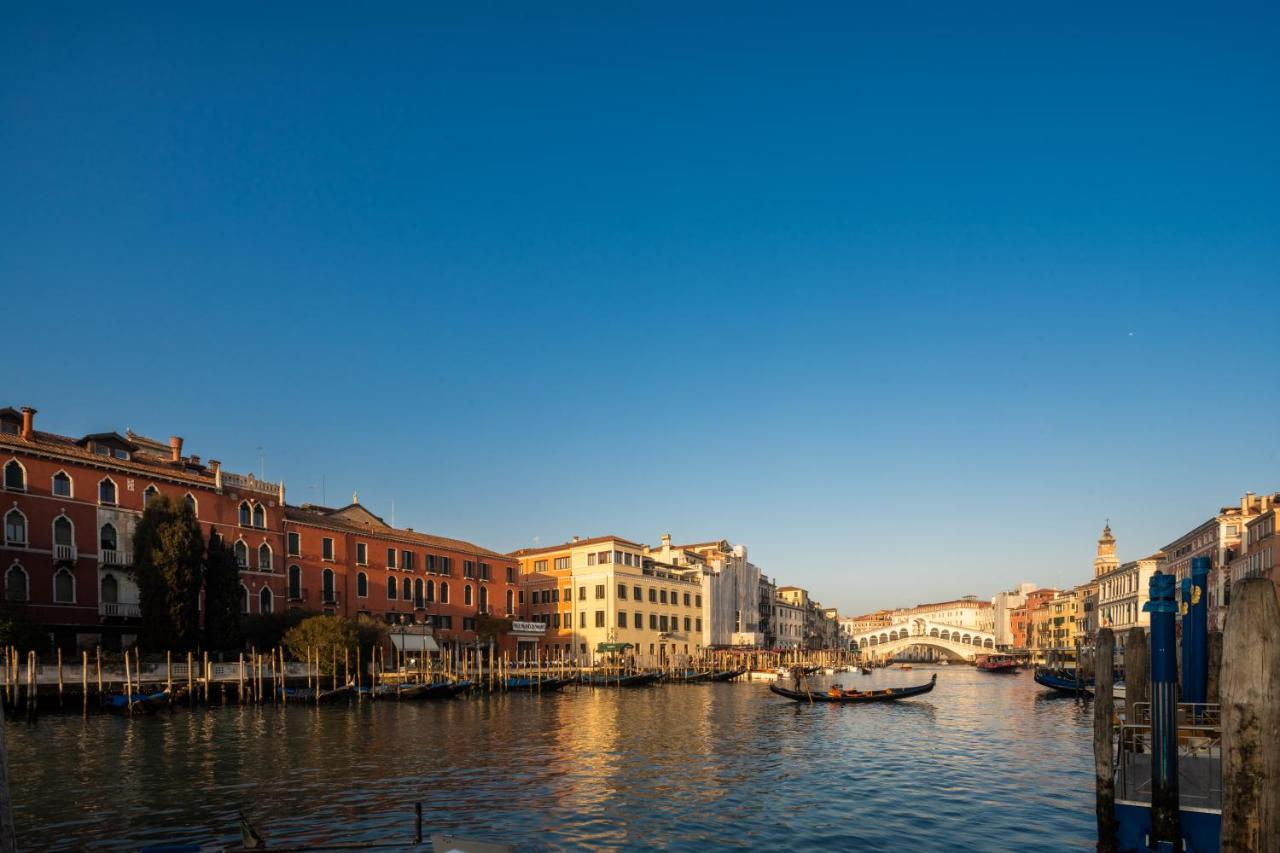 Rialto Deluxe Grand Canal View R&R เวนิส ภายนอก รูปภาพ