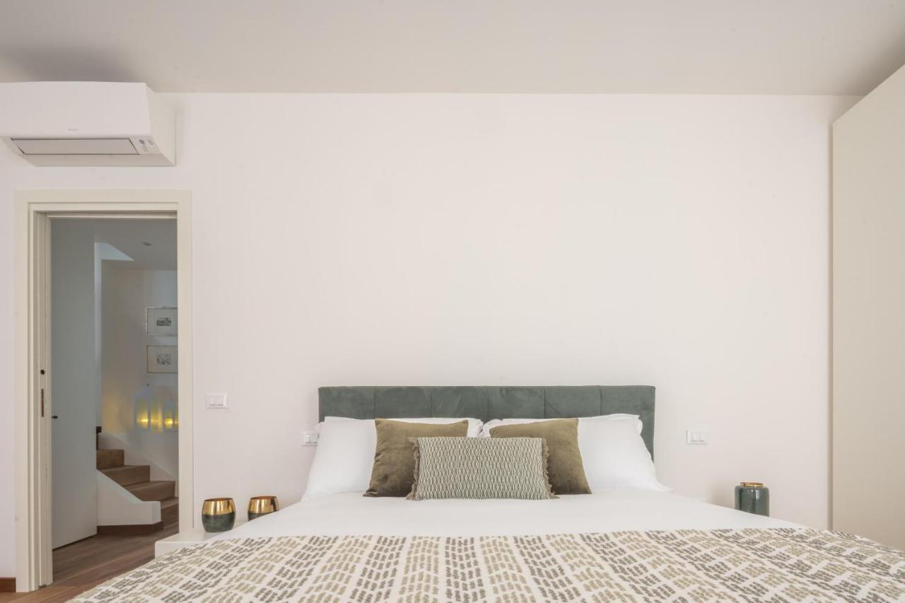 Rialto Deluxe Grand Canal View R&R เวนิส ภายนอก รูปภาพ